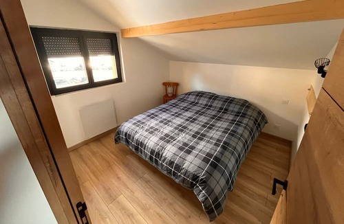 Les Deserts Ski Chalet | Vrbo Property