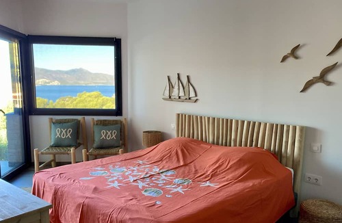Port de la Selva Villa | Escale à ne pas Manquer: El niu al Mar Charme de la Pierre et vue Inoubliable