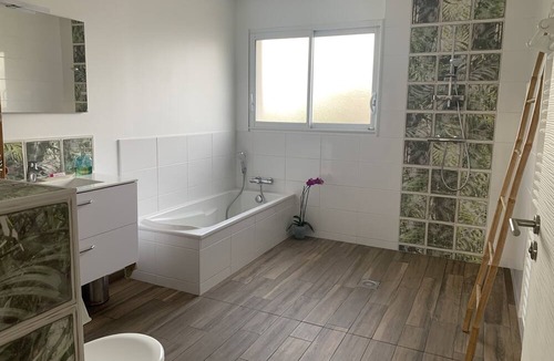 La Jarrie House | Maison Neuve Proche de La Rochelle