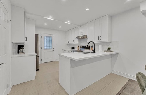 Hamilton House | Cozy 6BR Home TiCats/Hospitals/Beach/FirstOntario