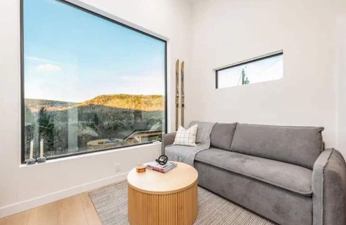 Waterford Cabin | STOKE Pod tiny cabin with epic view next to Poley Mountain