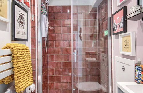 Lochearnhead Cabin | Romantic Cosy Getaway The Loveshack Balquhidder