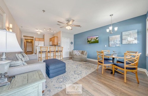 Smith Mountain Lake Condo | #344 2 bedroom 2 bath Mariners SML