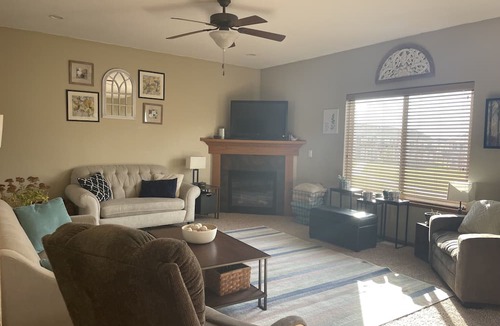 Oakdale Condo | Cheerful 3 bedroom townhouse with fireplace, deck