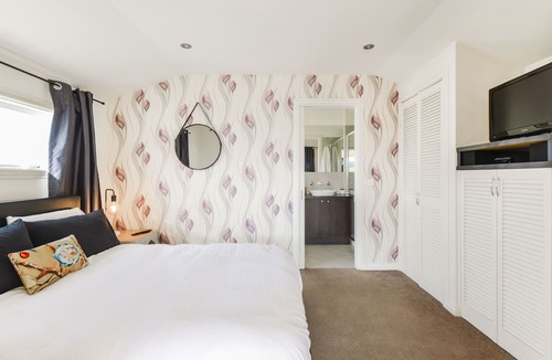 Mornington Bed & Breakfast | By the Seaside