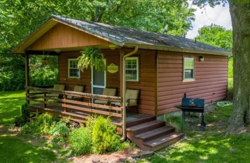 Cleora Cabin | The Nightingale Cabin