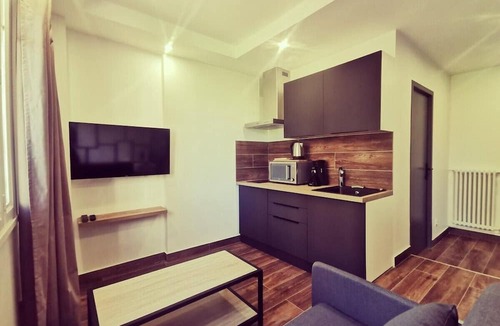 La Demi - Lune Apartment | Studio superbe, parking gratuit
