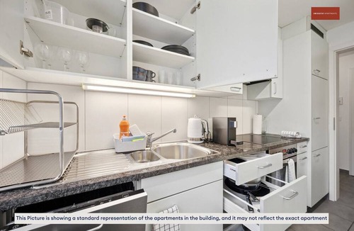 Wiedikon Apartment | Simply Charming City Living