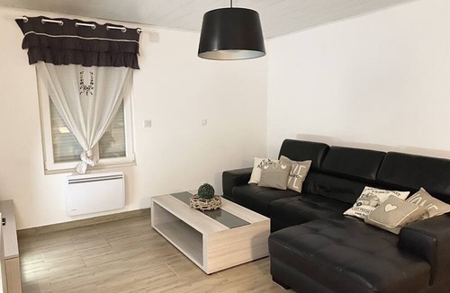 Vireux-Wallerand House | Vrbo Property