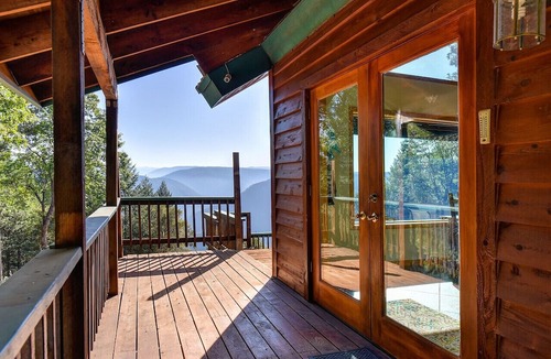Gold Run House | Sierra Foothills Retreat