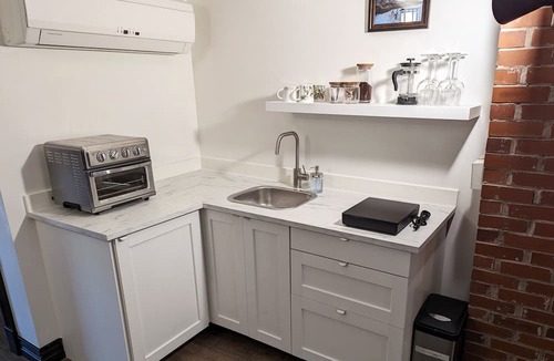 Canning Apartment | Beautiful River View Apartment in Wine Country