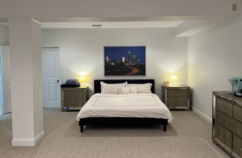 Dunn Loring House | Cozy 1B1B Suite Safe Community