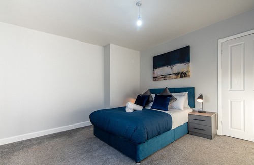 Billingham House | Contractor-Friendly 3 Bed Home in Billingham