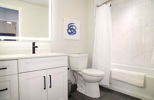 Downtown Colorado Springs Apartment | Modern Apartment in Prime Location (ID3520X1)