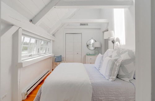 Surfside House | Surfside, Dog Friendly beach house!!