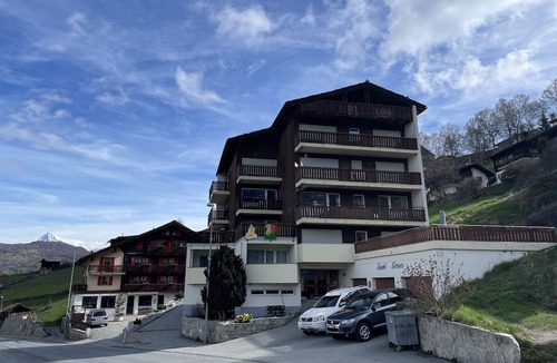 Graechen Apartment | Vrbo Property