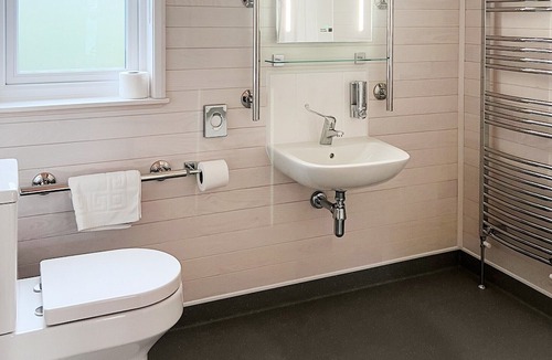 Saddleworth Cabin | 2 bedroom accommodation in Greenfield