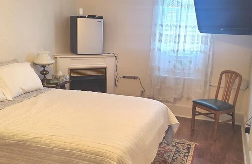 Patton Bed & Breakfast | The Miners' Lodge