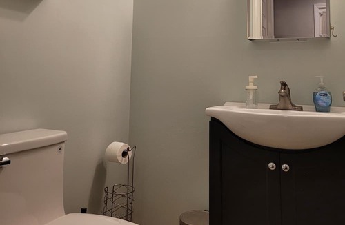 Naperville Condo | Cozy Townhome near the Dupage River Trail