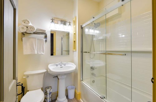 Town of Hounsfield House | Central Lake Ontario Apartment, Walk to Town!