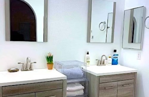 Rancho Cucamonga House | Modern · Comfort · Rancho Relaxation
