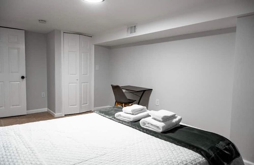 Milford Mill House | Charming Urban Retreat