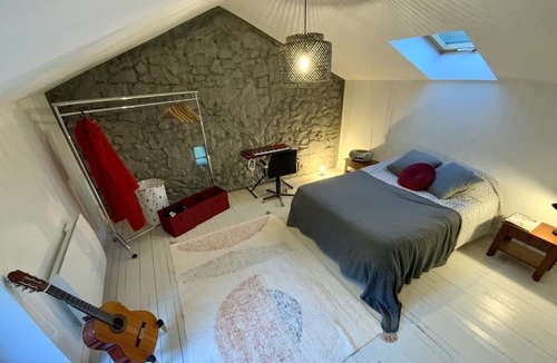 Saint-Fortunat-sur-Eyrieux House | The house near the river