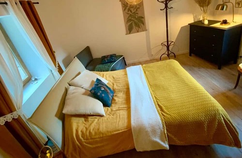Saint-Fortunat-sur-Eyrieux House | The house near the river