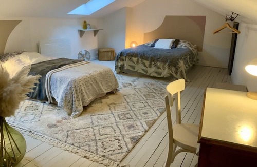 Saint-Fortunat-sur-Eyrieux House | The house near the river