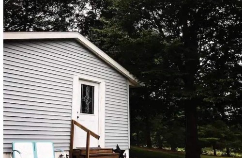Middleburg Apartment | The Coop Inn