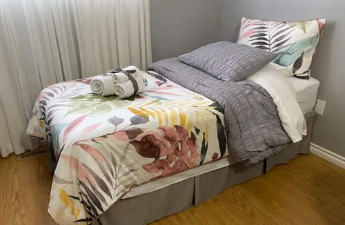 Brandon Apartment | West riverheights bedroom 2.
