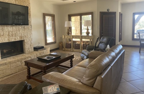 Barton Creek Lakeside Cottage | Hill Country Cottage retreat w/ cool Sunsets. Quiet Refreshment for the Soul.