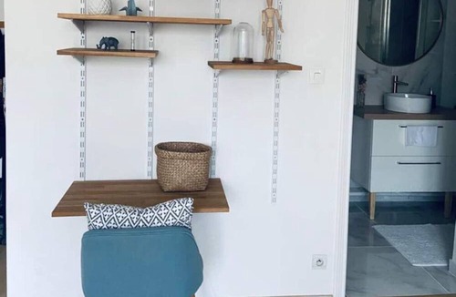 Louis Bertrand-Mirabeau-Semard Apartment | Vrbo Property