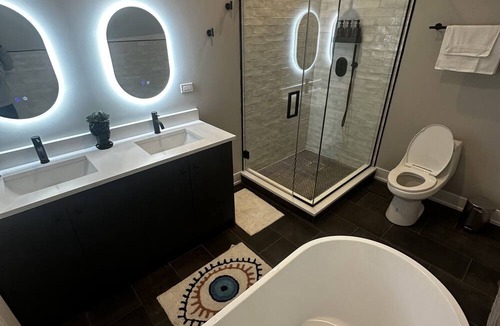 Douglas Apartment | Luxury Condo Chicago - FREE parking