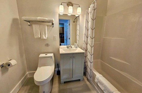 Wedowee Villa | Lakefront Villa 3 Dock Access