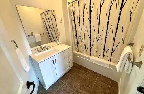 Wedowee Villa | Lakefront Villa 2 Dock Access