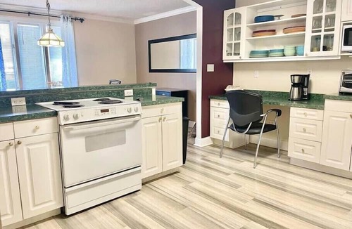 Acton House | Serene 3BR Home with Pool Table