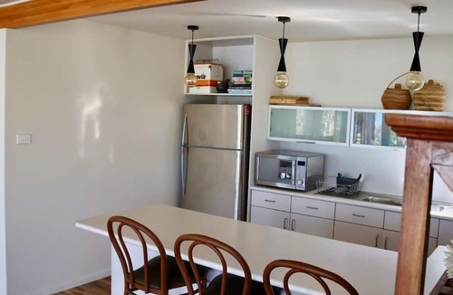 North Arm Cove House | Coastal Contentment in the Cove