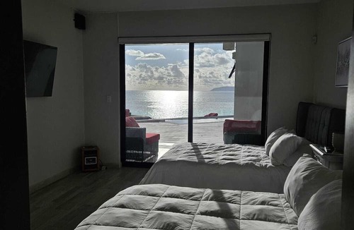 Playas De Tijuana Villa | Amazing Luxury Oceanfront Villa