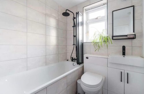 Littlemore Apartment | Guest Homes | Fairlie Flat