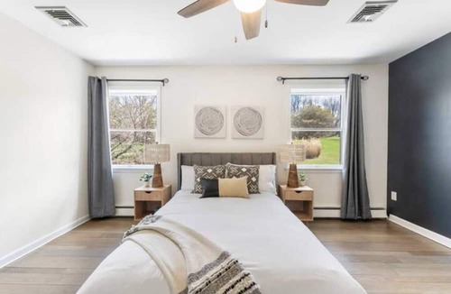 Warwick House | Modern Countryside Haven in Warwick