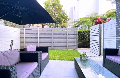 Caringbah Apartment | Caringbah Palms - Peaceful and Private