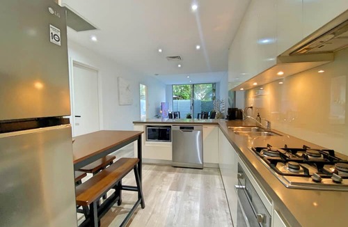 Caringbah Apartment | Caringbah Palms - Peaceful and Private