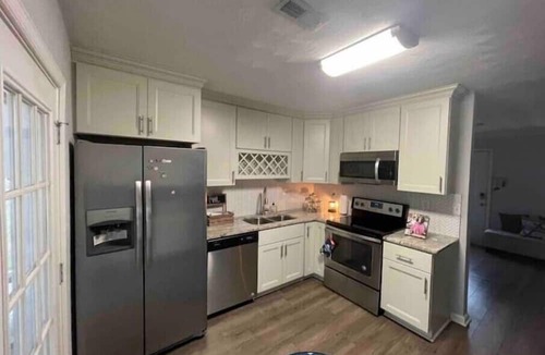 Churchland House | HOME AWAY FROM HOME