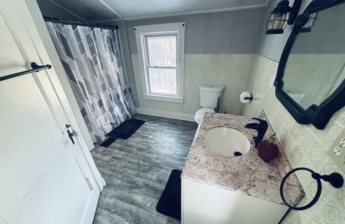 Cavendish House | New England Cape - 10 Minutes from Okemo