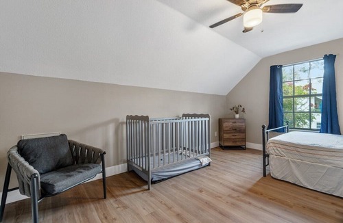 Odessa House | Bring Your Boat, Kids, & Pets