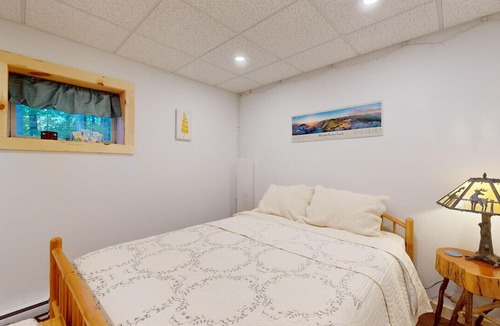 Jay Condo | Super Comfy 1 BDRM Efficiency