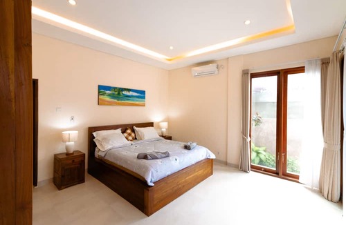 Denpasar Barat Villa | Villa Shantia, 3BR Villa Legian