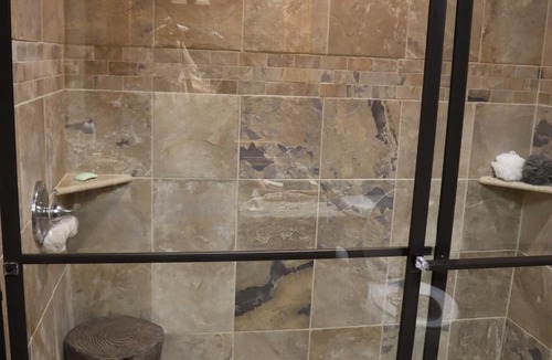 Calhoun Cabin | Holland House Cabin