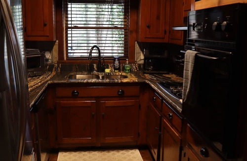 Calhoun Cabin | Holland House Cabin